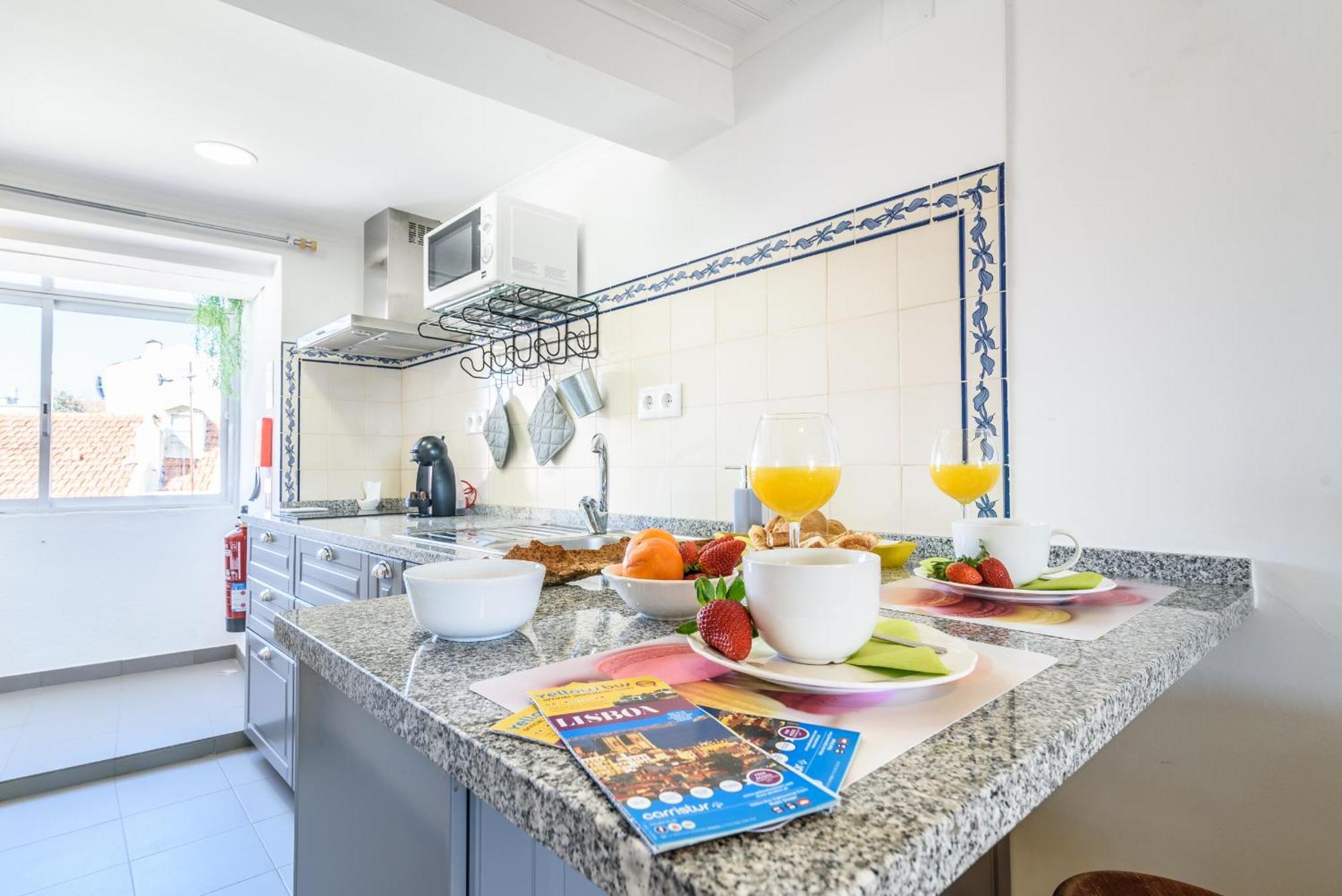 Beguest Cozy Flat Sant 'Ana Apartment Lisbon Luaran gambar